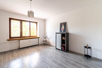 BEDES | Predaj 2-izb. bytu so samostatným kúrením, Handlová