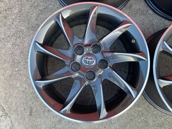 Originál Toyota R17" 5x114,3 - 4ks