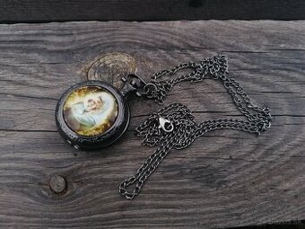 Panna Mária s Ježišom vreckové hodiny