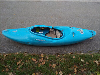 Predám kajak Dagger MAMBA 8.0 s pádlom - 1