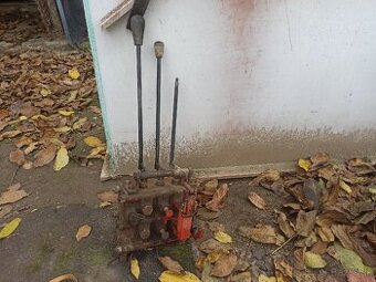Desta hydraulický rozvádzač - 1