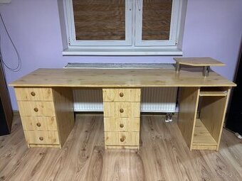 Písací stôl pre dvoch