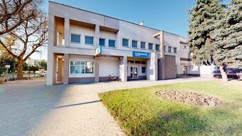 PINK Reality Na predaj multifunkčná budova v centre Galanty 