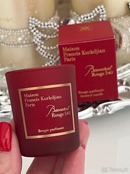 Baccarat Rouge 540 sviecka