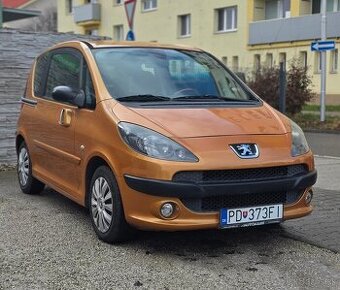 Peugeot 1007 1.4 - nafta