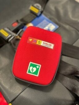AED Schiller FRED easyport – miniaturní defibrilátor