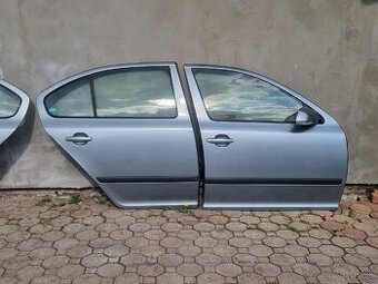 Škoda Octavia 2 sedan prave dvere