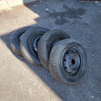 Disky 4x114,3 a zimné pneumatiky 155/70 r12