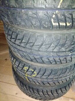 215/70 R16 100H