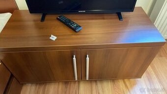 Skrinka pod Tv