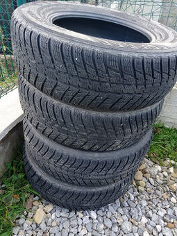 Zimné pneu Nokian WR SUV3 215/70 R16 100H