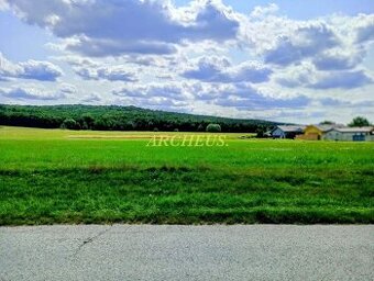 Exkluzívny pozemok pri ceste a sieťach v obci Jablonové