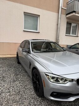 BMW 320i