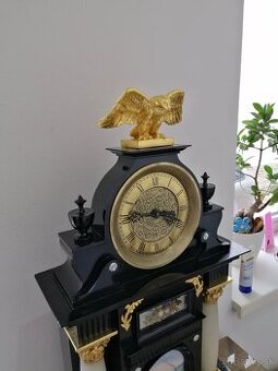 Pozlátená orlica na hodiny