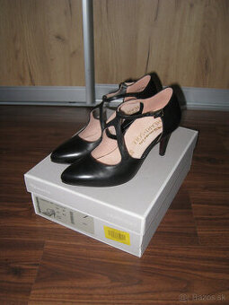 Dámske kožené lodičky Tamaris, č.37