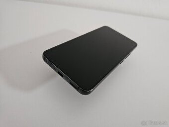 Samsung Galaxy S22 - 1