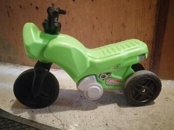 Darujem za 2 balenia gumených medvedíkov.