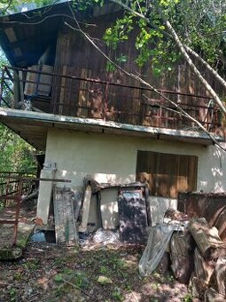 Na predaj chata v obci Drienica - 1