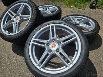 zimní Alu kola originál Porsche 991 Carrera C4 5x1