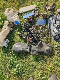 Predam diely Audi A4  2,5 tdi 120kw B6,B7