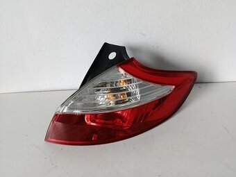 svetlo PZ megane3 HB 60€