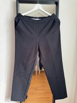 Reserved dámske nohavice v super stave