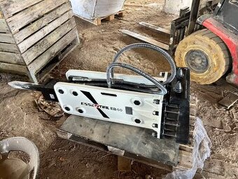 Hydraulické kladivo 6-9 ton mecalac uchytenie