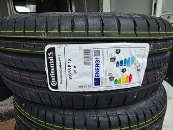 Nove letne pneu 205/55 r16