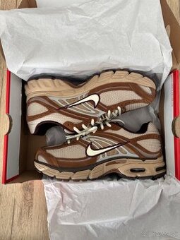 Nike Air Max Moto 2K