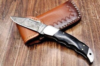 15/2454 Damaškový zatvárací nôž.