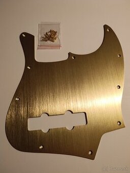 Pickguard na jazz bass