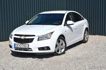 Chevrolet Cruze 1.8 SR voz, Automat