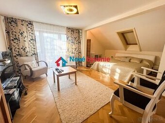 Kompletne zariadená 6-izbová rodinná vila, bazén, veľká záhr