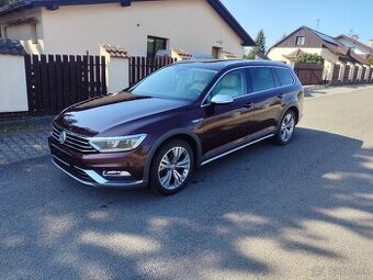 Passat alltrack B8 DSG 2.0 TDI 4x4 Webasto 158km