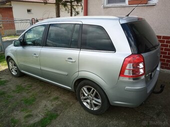 Predám svoj sedemmiestny Opel Zafira. Motor 1,7 diesel, M6,