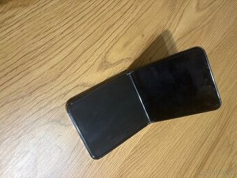 Samsung Galaxy Z Flip4