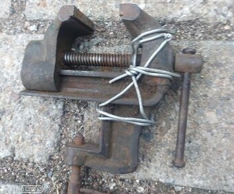 Zverak sverak 6cm stolny