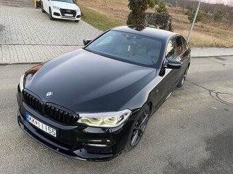 BMW 520d XDrive M-packet A/T G30 - 1