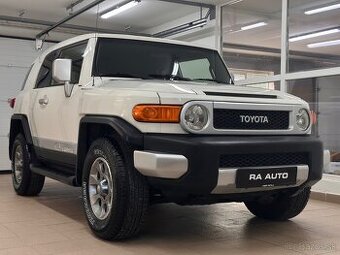 Toyota FJ Cruiser