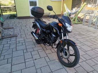Honda CB125F 2023
