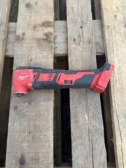 Multifunkčné náradie Milwaukee