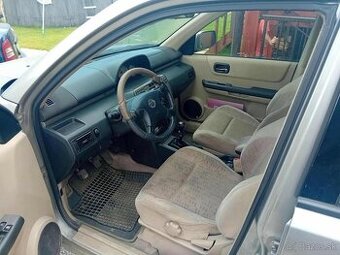 Nissan x-trial T30