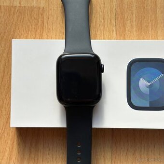 Apple Watch Series 9 – 45mm Midnight – Ako nové + Záruka - 1