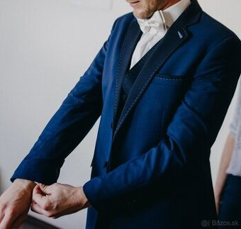 Tmavomodrý pánsky oblek Pavanna (ako nový)