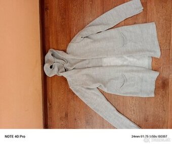 Dievčensky, dámsky pulóver