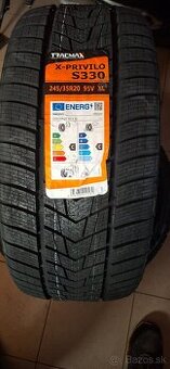 245/35r20 tracmax