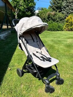 Mestský/cestovný skladací kočík Elodie Mondo