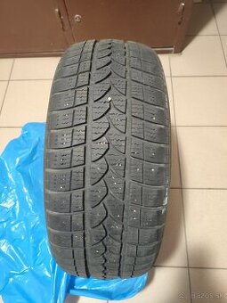 Predám zimnú pneumatiku 215/50/R17 zimná