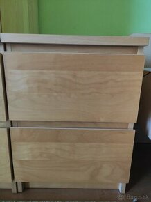 Nočný stolík IKEA