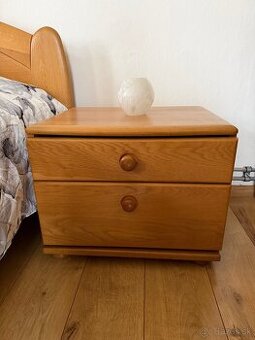 Nočné stolíky, skrinky